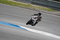 estoril;event-digital-images;motorbikes;no-limits;peter-wileman-photography;portugal;trackday;trackday-digital-images